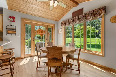 1669  Lake Shore Rd, Grafton, WI 53024 - Photo 17