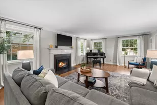 154 N 88th St, Wauwatosa, WI 53226 - Photo 5