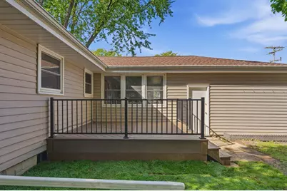 8722 N 52nd St, Brown Deer, WI 53223 - Photo 3