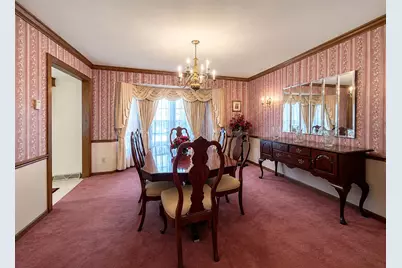 12231 W White Oak Dr, Greenfield, WI 53228 - Photo 17