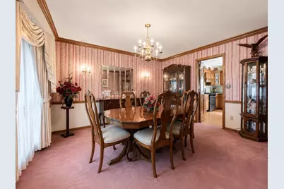 12231 W White Oak Dr, Greenfield, WI 53228 - Photo 19