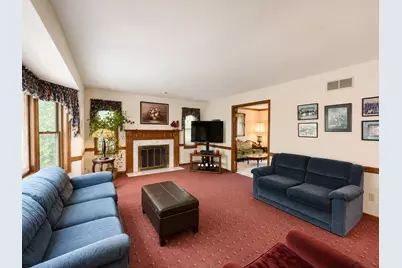 12231 W White Oak Dr, Greenfield, WI 53228 - Photo 7