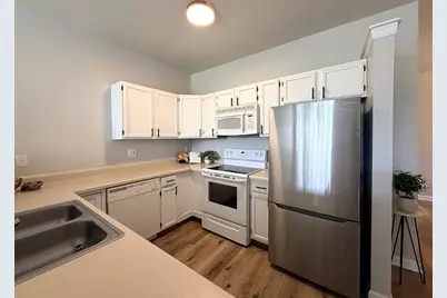S77W19339  Lakewood Dr, Muskego, WI 53150 - Photo 3