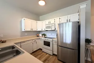 S77W19339 Lakewood Dr, Muskego, WI 53150 - Photo 3