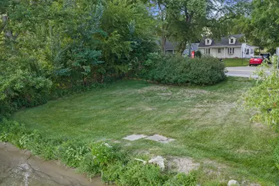 37738  Valley Rd, Summit, WI 53066 - Photo 5