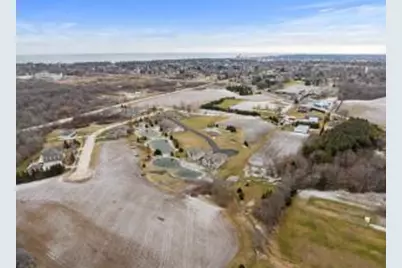 1922  Ravenswood Ln, Manitowoc, WI 54220 - Photo 27
