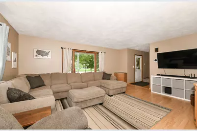 664  Austin Rd, Burlington, WI 53105 - Photo 9
