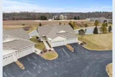 1926  Ravenswood Ln, Manitowoc, WI 54220 - Photo 17