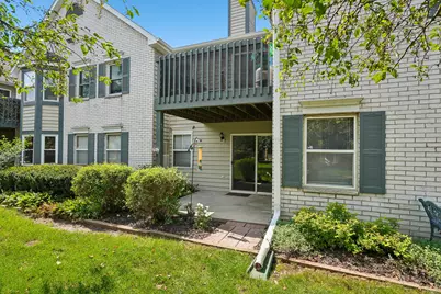 N25W24069  River Park Dr #6, Pewaukee, WI 53072 - Photo 5