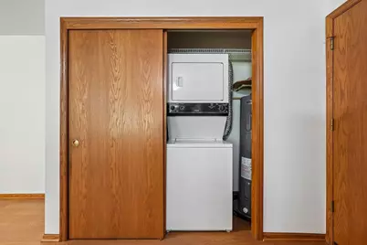 N25W24069  River Park Dr #6, Pewaukee, WI 53072 - Photo 23