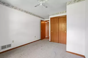 N25W24069 River Park Dr, Pewaukee, WI 53072 - Photo 27