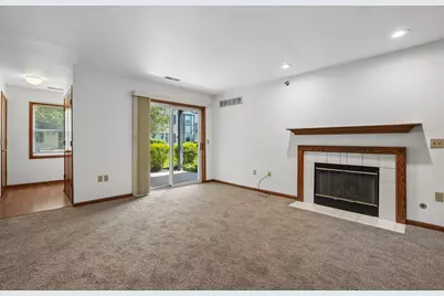 N25W24069  River Park Dr #6, Pewaukee, WI 53072 - Photo 13