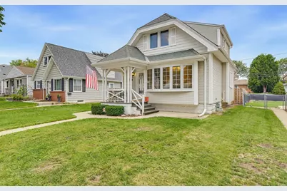 2403 S 95th St, West Allis, WI 53227 - Photo 3