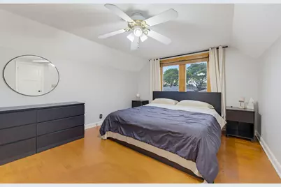 2403 S 95th St, West Allis, WI 53227 - Photo 25