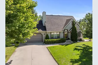 N6193  Woodland Meadows Dr, Sheboygan, WI 53083 - Photo 1