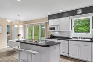 N6193 Woodland Meadows Dr, Sheboygan, WI 53083 - Photo 15