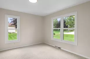 N6193 Woodland Meadows Dr, Sheboygan, WI 53083 - Photo 21