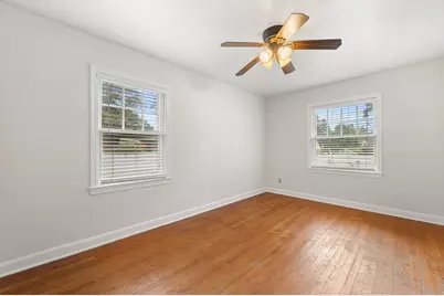 7020 N Rockledge Ave, Glendale, WI 53209 - Photo 19