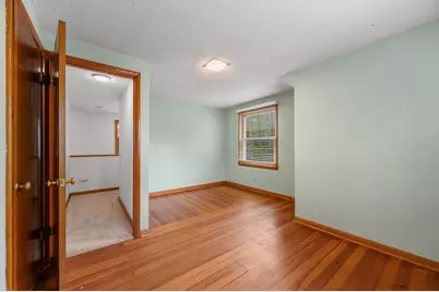 7020 N Rockledge Ave, Glendale, WI 53209 - Photo 23