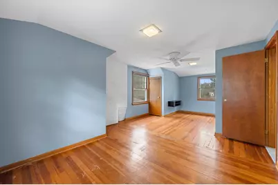 7020 N Rockledge Ave, Glendale, WI 53209 - Photo 29