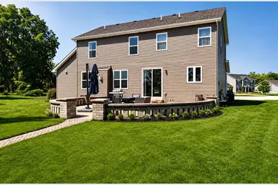 401  Chesterfield Ct, Williams Bay, WI 53191 - Photo 25