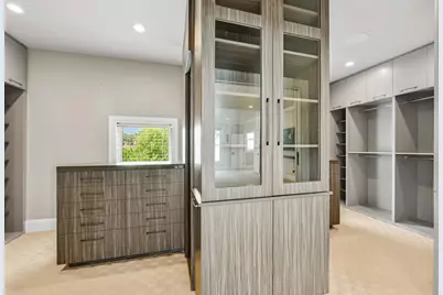 6702 N Lake Dr, Fox Point, WI 53217 - Photo 23