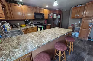 1457 Daisy Dr, Manitowoc, WI 54220 - Photo 5