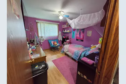 1457  Daisy Dr, Manitowoc, WI 54220 - Photo 11