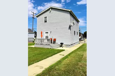 926 N Memorial Dr, Racine, WI 53404 - Photo 3