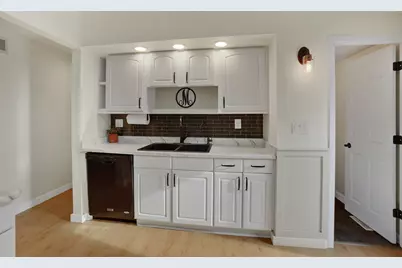 W343N6300 S Bayview Rd, Oconomowoc, WI 53066 - Photo 13