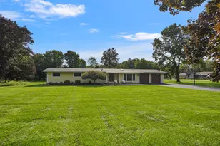 W343N6300 S Bayview Rd, Oconomowoc, WI 53066 - Photo 3