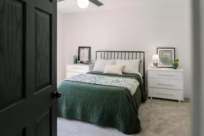 1009  Vine St, Watertown, WI 53098 - Photo 5
