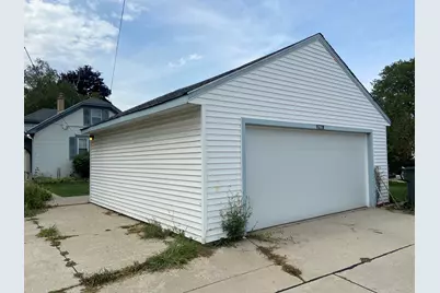 2156 S Livingston Ter, West Allis, WI 53219 - Photo 17