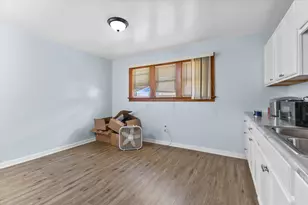 4225 N 26th St, Milwaukee, WI 53209 - Photo 23