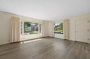 5644 N Paradise Ln, Glendale, WI 53209 - Photo 3