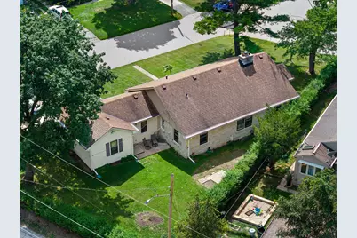 5644 N Paradise Ln, Glendale, WI 53209 - Photo 41