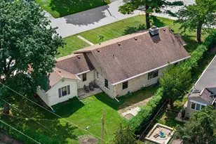 5644 N Paradise Ln, Glendale, WI 53209 - Photo 41
