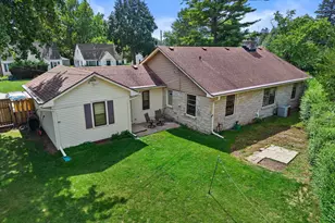 5644 N Paradise Ln, Glendale, WI 53209 - Photo 39