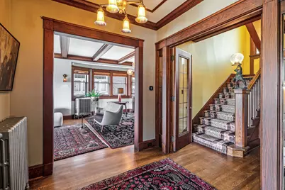 2625 N Wahl Ave, Milwaukee, WI 53211 - Photo 5