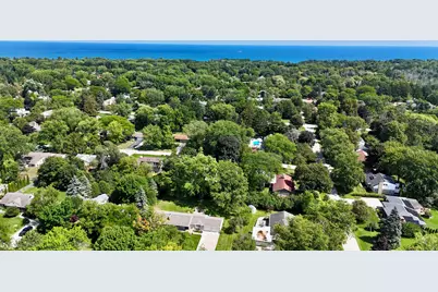 8920 N Greenvale Rd, Bayside, WI 53217 - Photo 5
