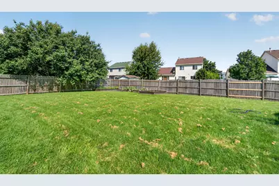 9820  70th St, Kenosha, WI 53142 - Photo 27