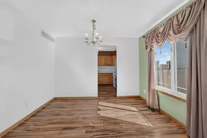9820  70th St, Kenosha, WI 53142 - Photo 5