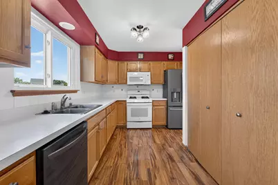 9820  70th St, Kenosha, WI 53142 - Photo 9