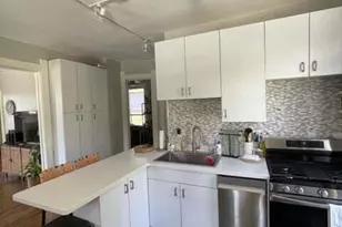 140 E Vine St, Milwaukee, WI 53212 - Photo 5