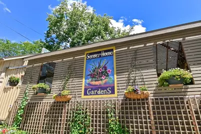 140 E Vine St, Milwaukee, WI 53212 - Photo 23