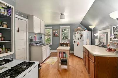 140 E Vine St, Milwaukee, WI 53212 - Photo 15