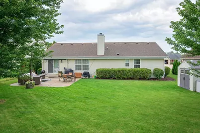 4011 W Whispering Ridge Pass, Franklin, WI 53132 - Photo 37