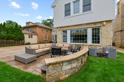 2516 N 90th St, Wauwatosa, WI 53226 - Photo 43