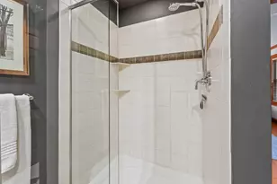 2516 N 90th St, Wauwatosa, WI 53226 - Photo 29