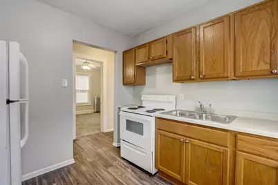 3313 W Wells St #3319, Milwaukee, WI 53208 - Photo 23